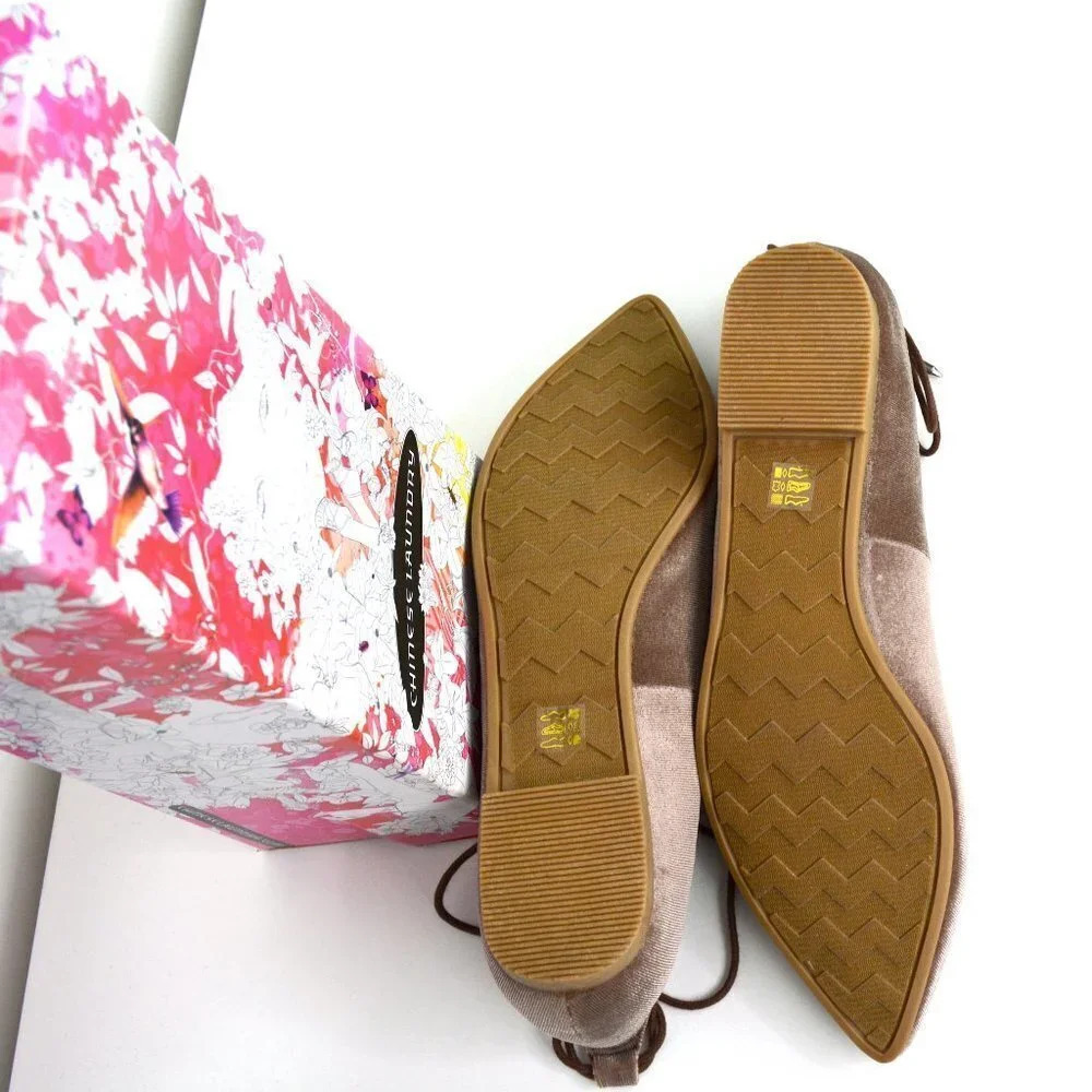 NWT CHINESE LAUNDRY ENDLESS SUMMER VELVET NUDE COLOR SIZE 6.5, 7.5 , 8.0 - Picture 3 of 6